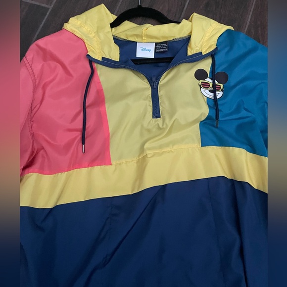 NWT/GUC Men’s Disney Bundle - Picture 4 of 9